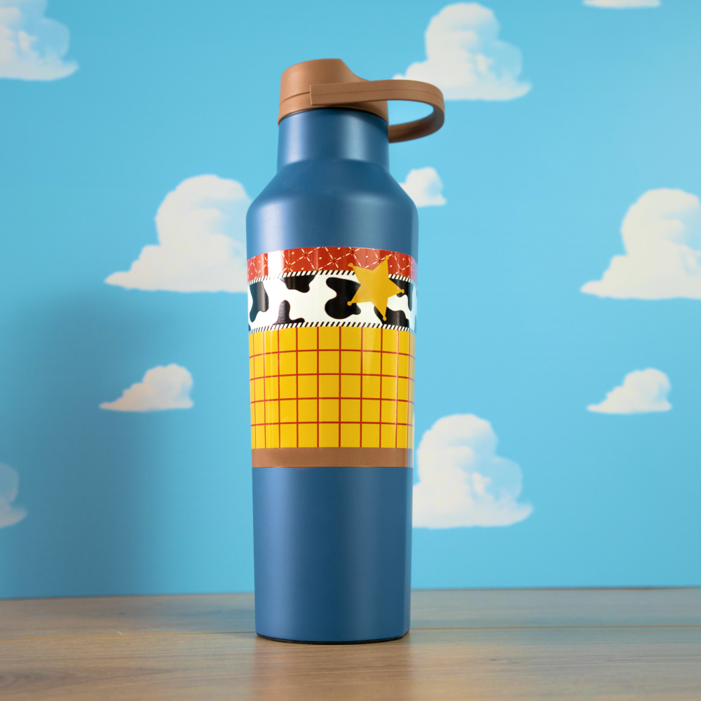 toy-story-sport-canteen-a0 50f41b5cb358--PDP-WOODY.png