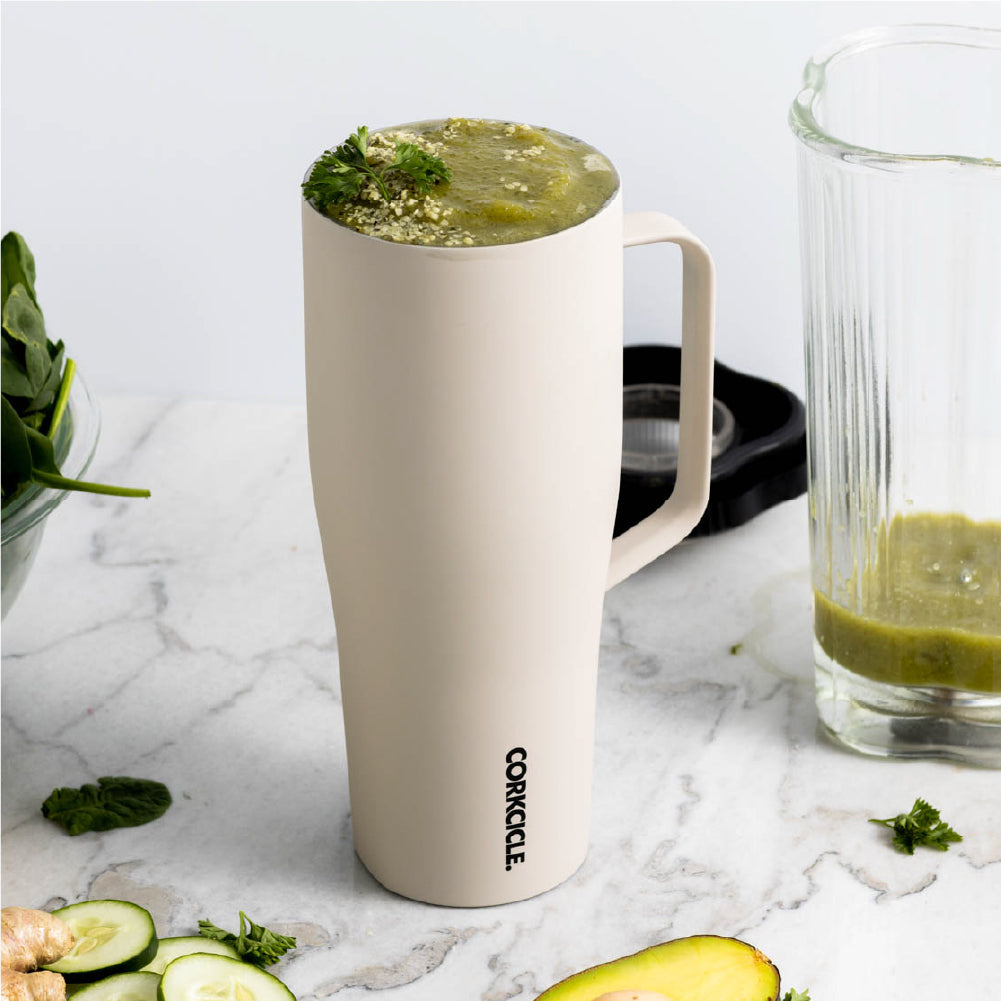 cold-cup-xl-z5 588f4a27c4cf--2230CLT-lifestyle.jpg