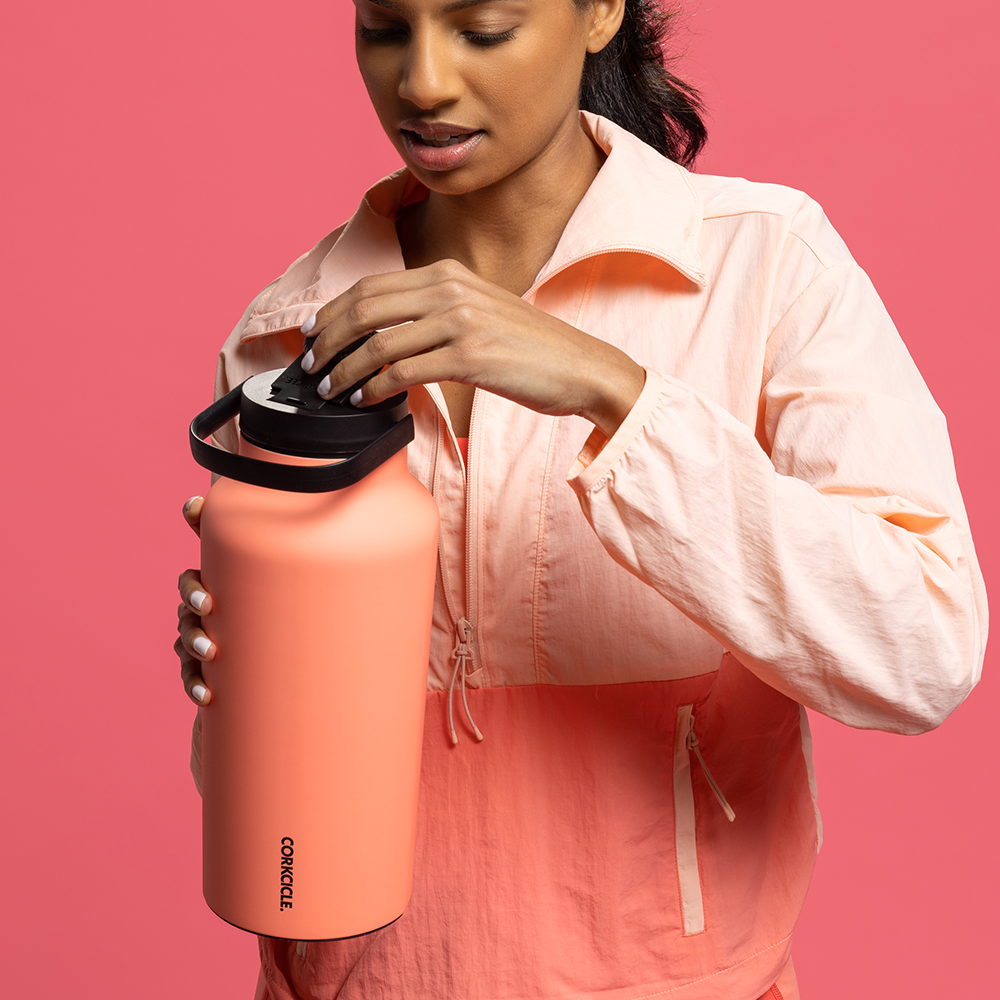 series-a-sport-jug-r2 968dacb42298--05.png