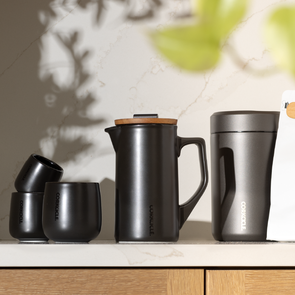 ceramic-french-press-y9 FP_Lifestyle2.png