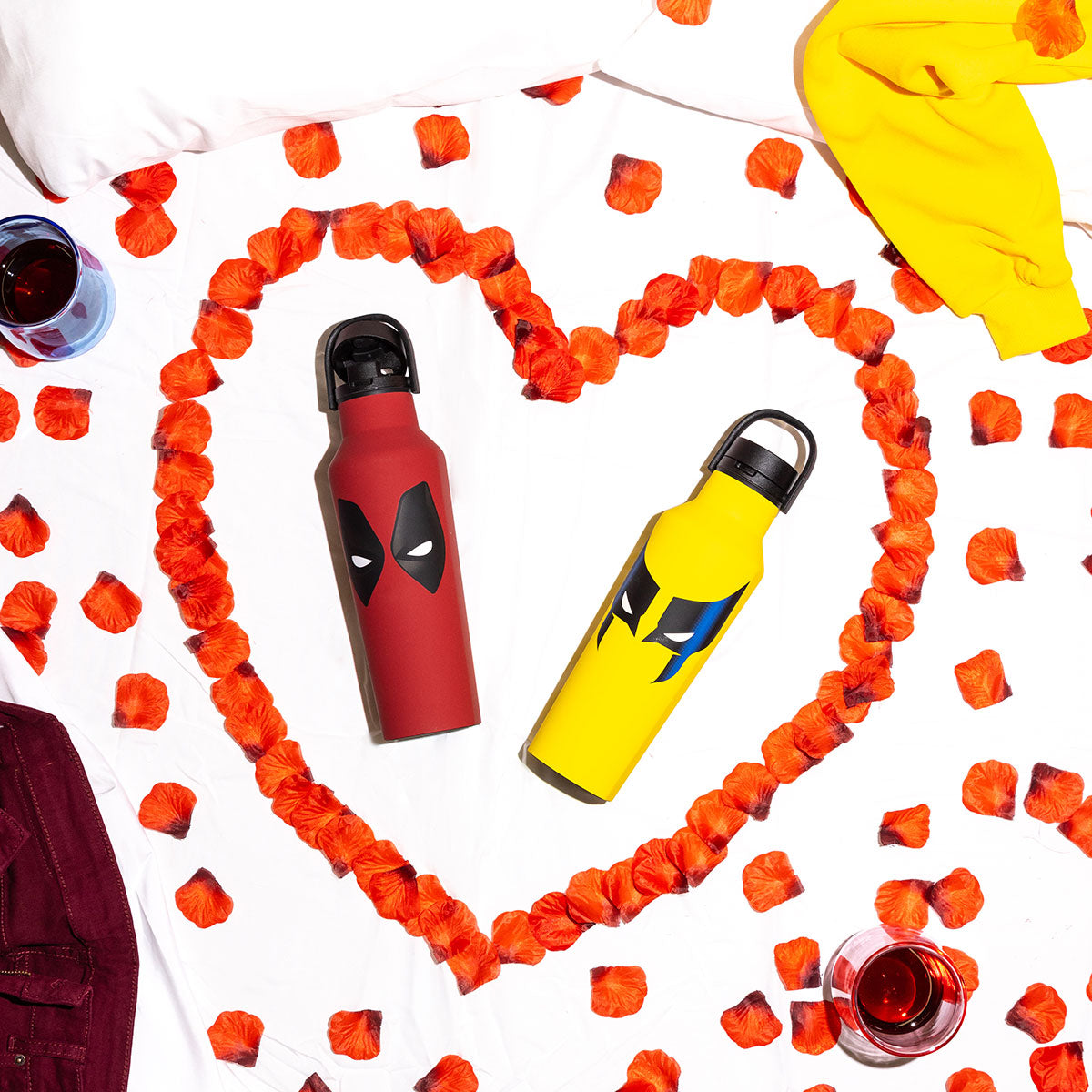 deadpool-and-wolverine-drinkware-x4 a7afce7e71cf--DeadpoolWolverine-PDPLifestyle2.jpg