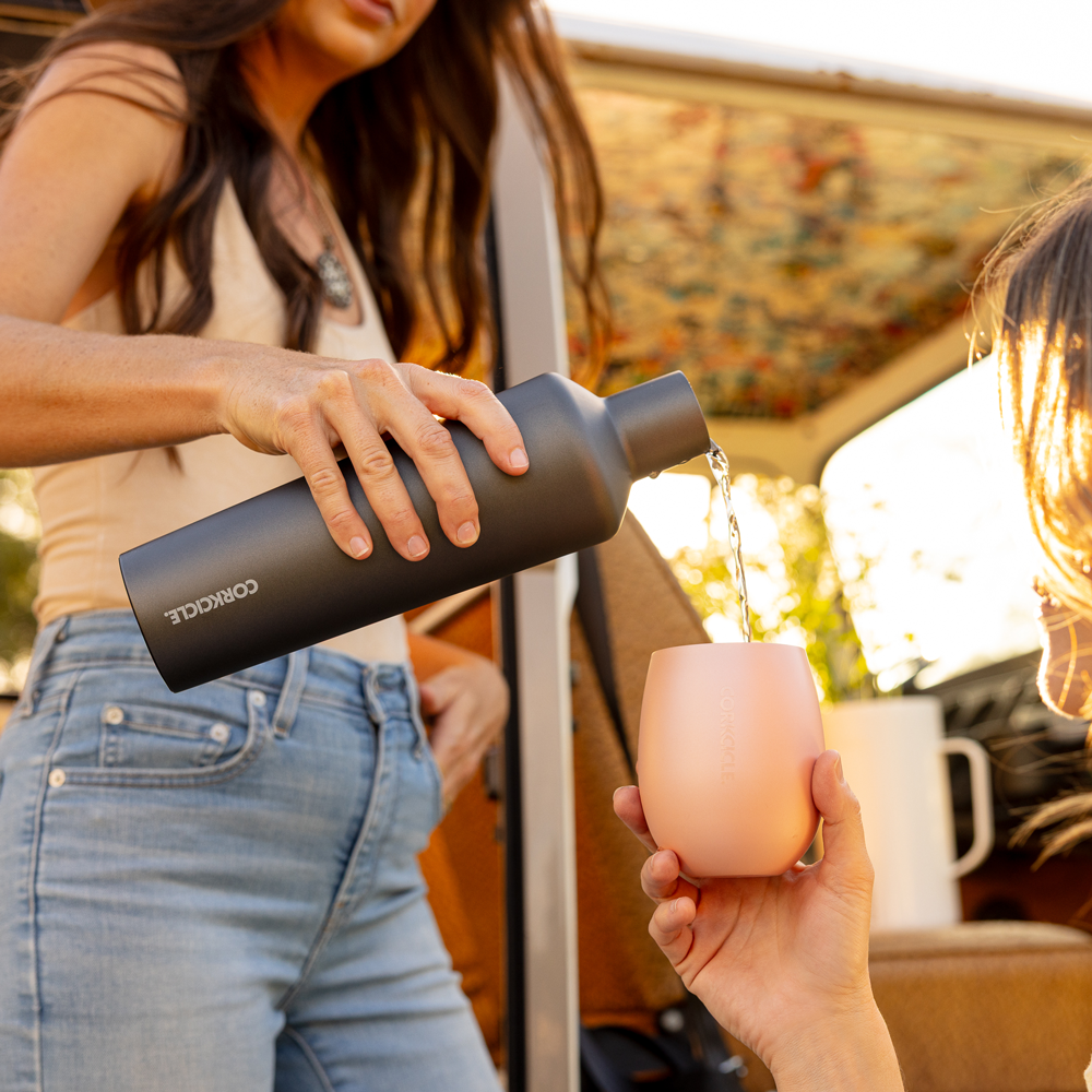 vinnebago-p4 e9a21e7fb71f--Vinnebago-lifestyle.png